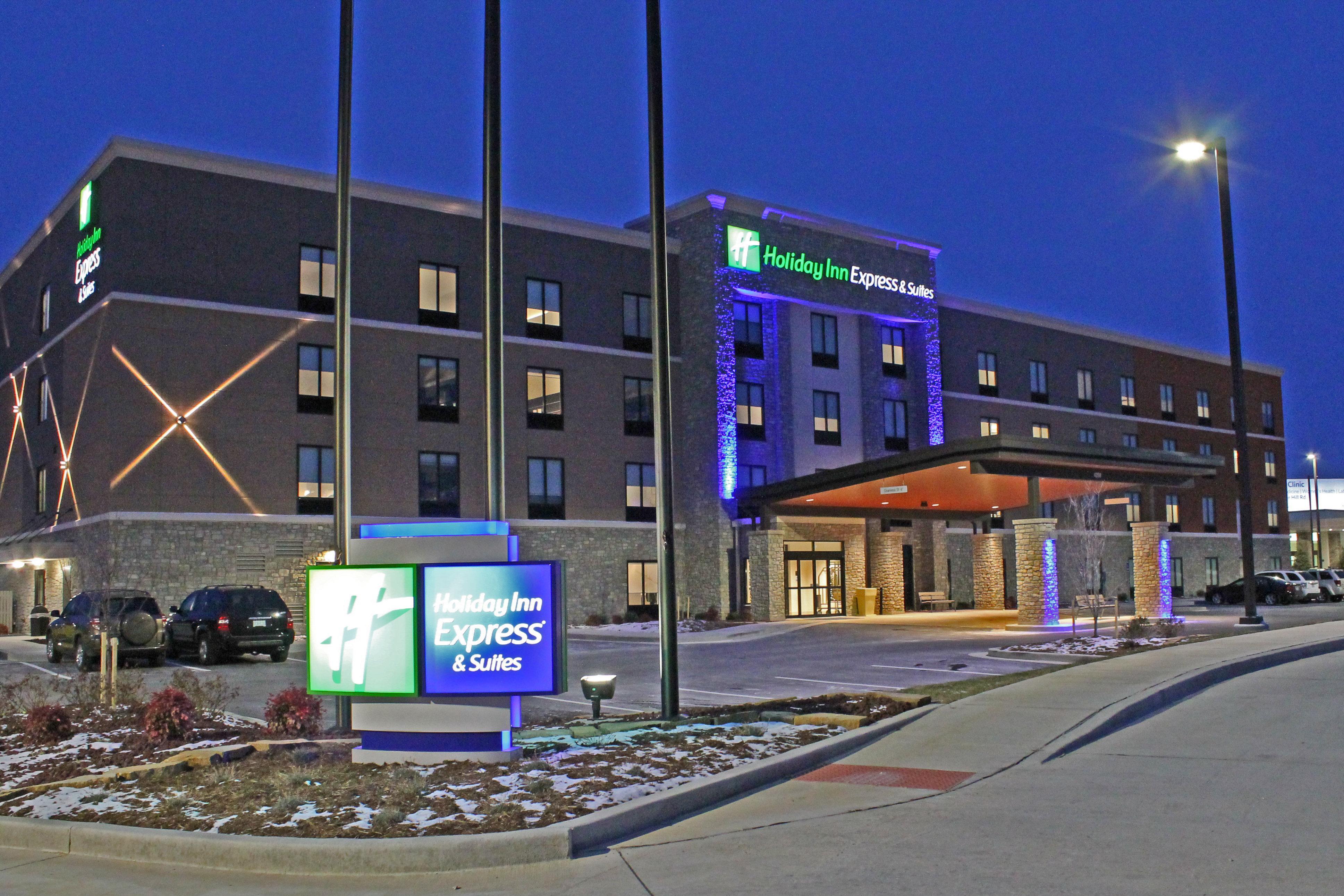 Holiday Inn Express & Suites - St. Louis South - I-55 By Ihg Mehlville Exterior foto